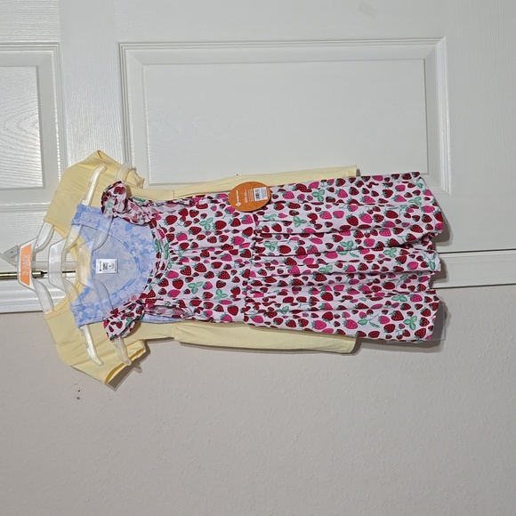NWT girls Yummy Dress 3 pack size 5 - Picture 1 of 4
